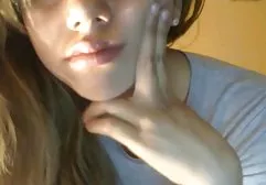 بلوند در پاشنه بلند برای هر چیزی پایین sex خواهر و برادر است