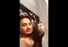 Playgirl زرق و برق دار Fucked توسط همسایه اش می شود sexخواهر